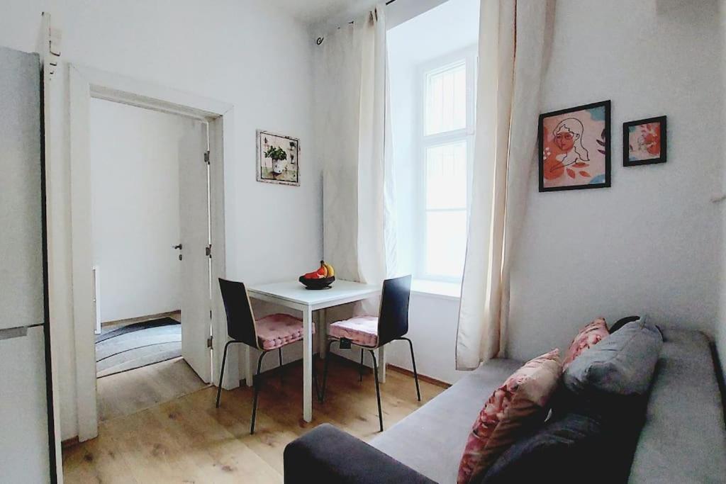 Checkinvienna-One Bedroom Apartment Экстерьер фото